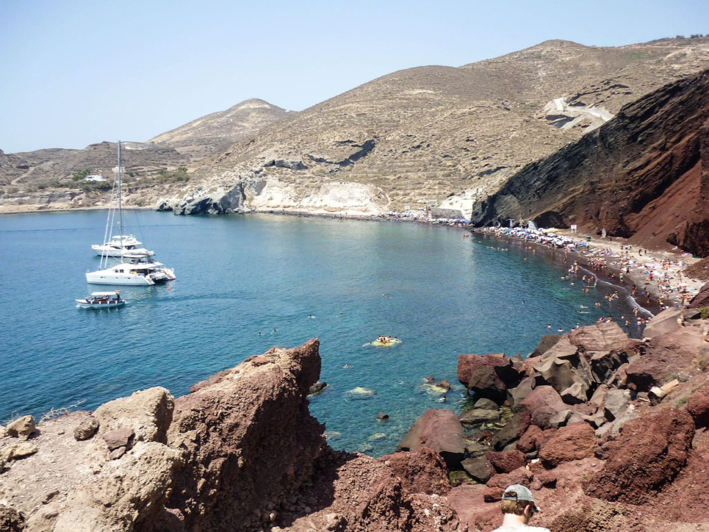 Raudonasis paplūdimys (Red Beach)