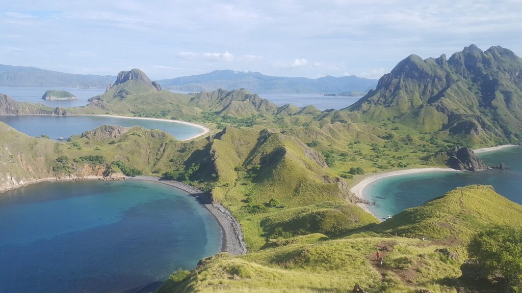 Komodo ir Flores – laukinio grožio sostinė