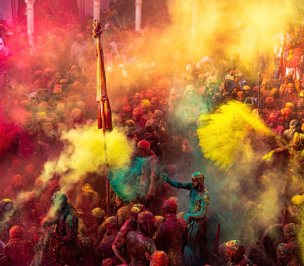 Indijos kultūra ir tradicijos – nuo šventės Holi iki Jogos šaknų