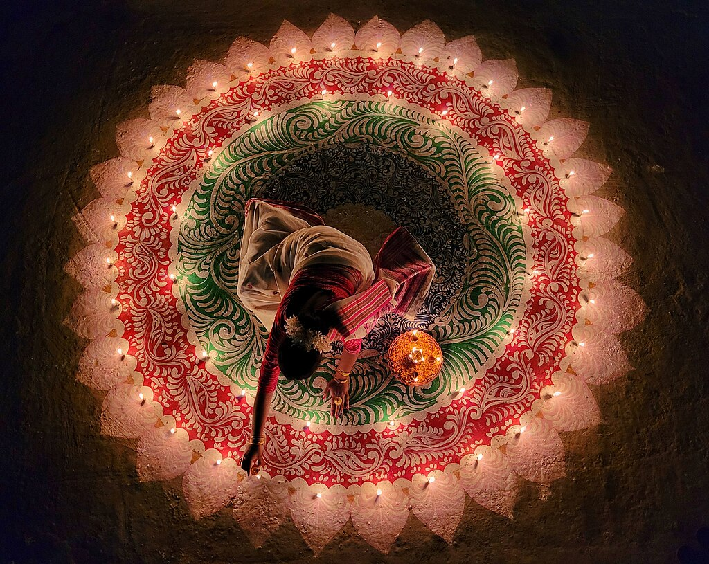 Indijos kultūra ir tradicijos – nuo šventės Holi iki Jogos šaknų
