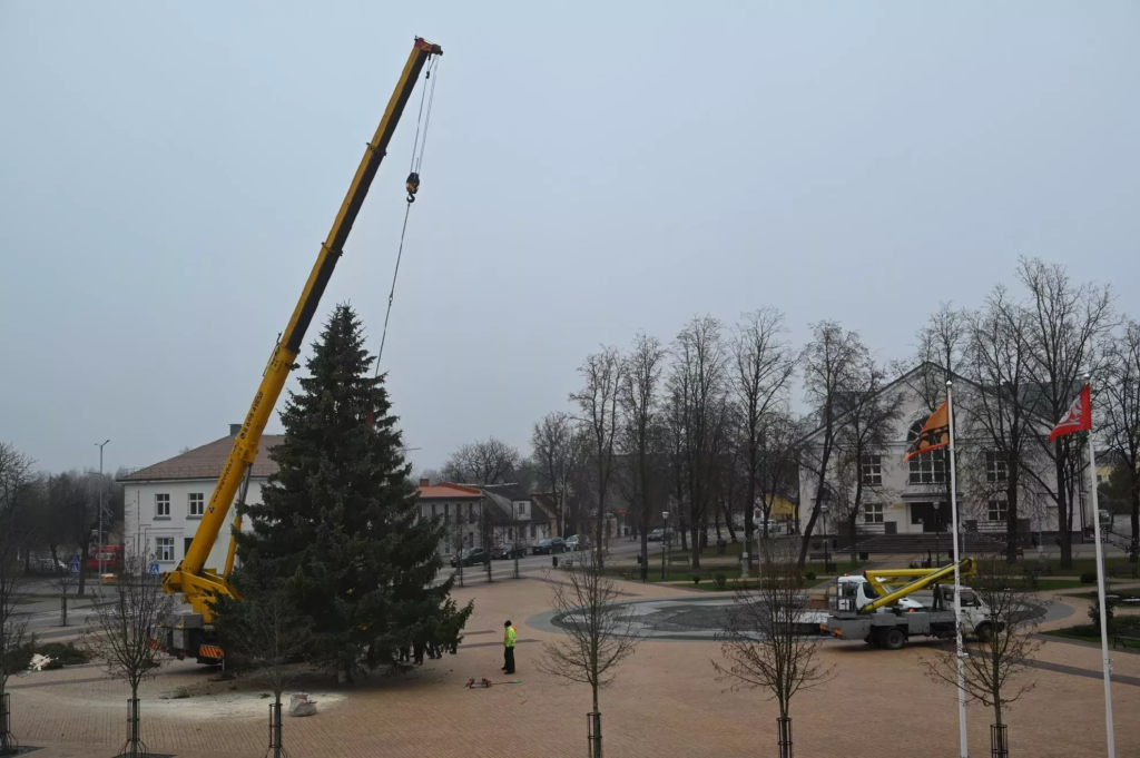 Kalėdinių eglių įžiebimai visoje Lietuvoje 2025: renginių datos ir vietos