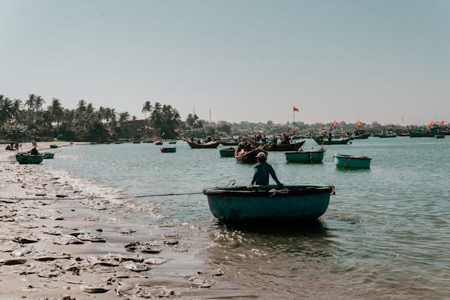 Mui Ne – smėlio kopos ir banglentininkų rojus