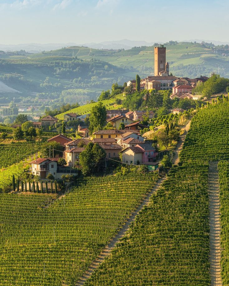 Visi Šiaurės Italijos miestai: išsamus regiono gidas keliautojams