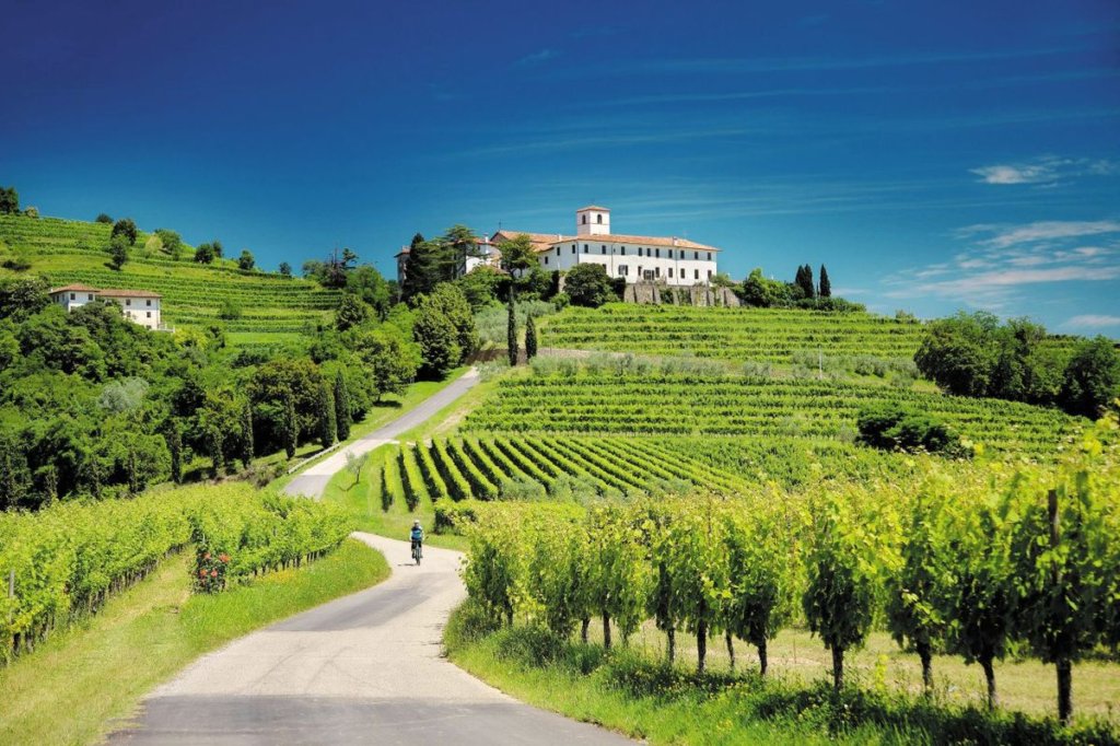 Visi Šiaurės Italijos miestai: išsamus regiono gidas keliautojams