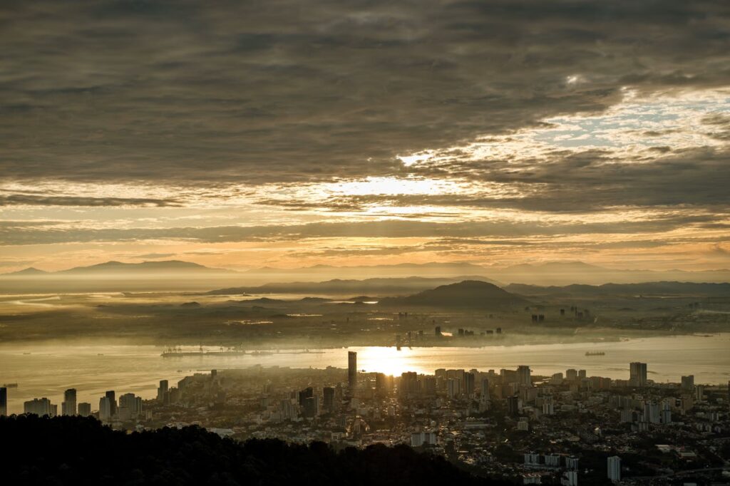 Vietinis transportas ir ekskursijos