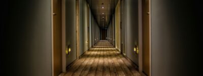 „Nemokamas“ viešbučio pervežimas kainuoja laiką, ne pinigus