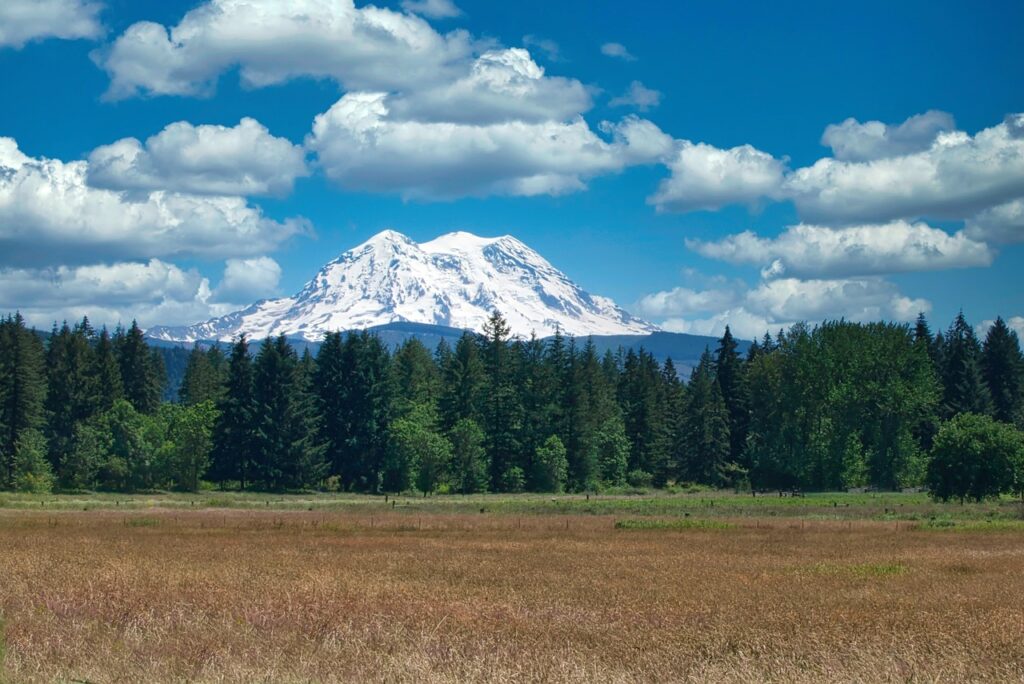 Kaskadiniai kalnai (Cascade Range)