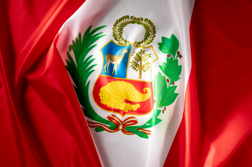 Peru kalba, vėliava, valiuta ir simboliai