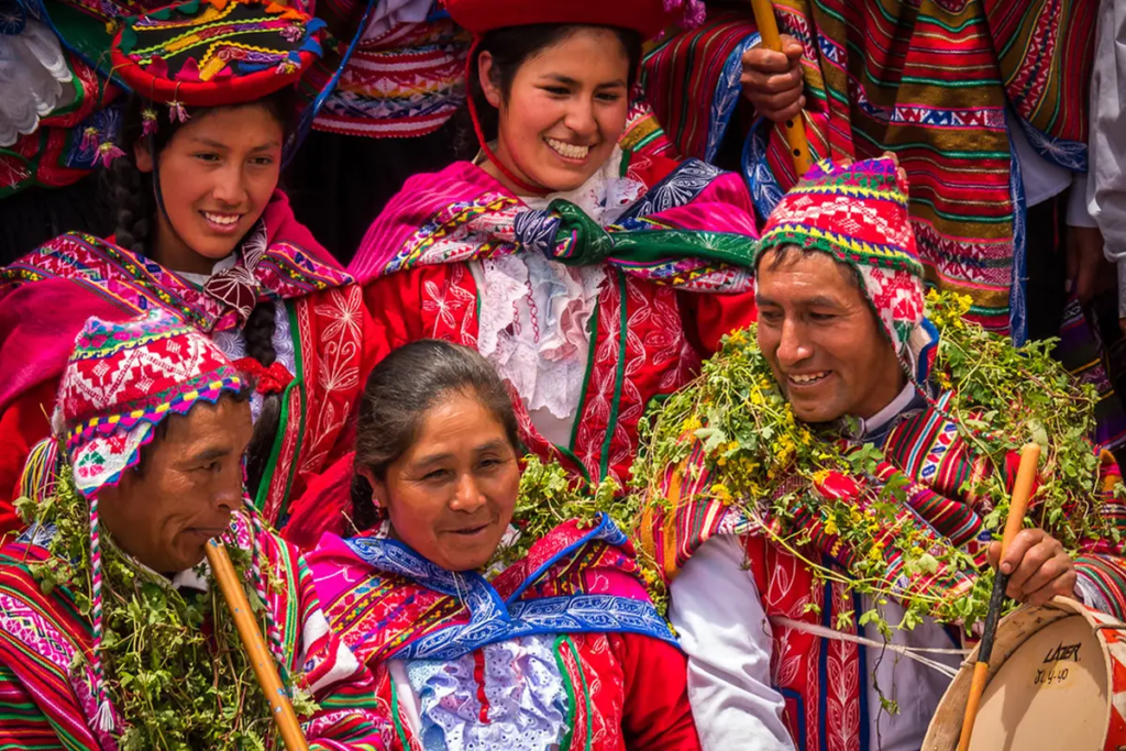 Peru kalba, vėliava, valiuta ir simboliai