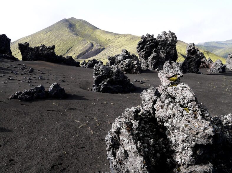 Islandijos ugnikalniai: aktyvūs ugnikalniai, vulkanai ir geologija